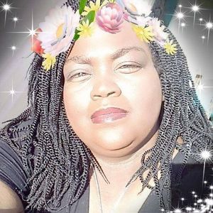 Meet your Posher, Nikki